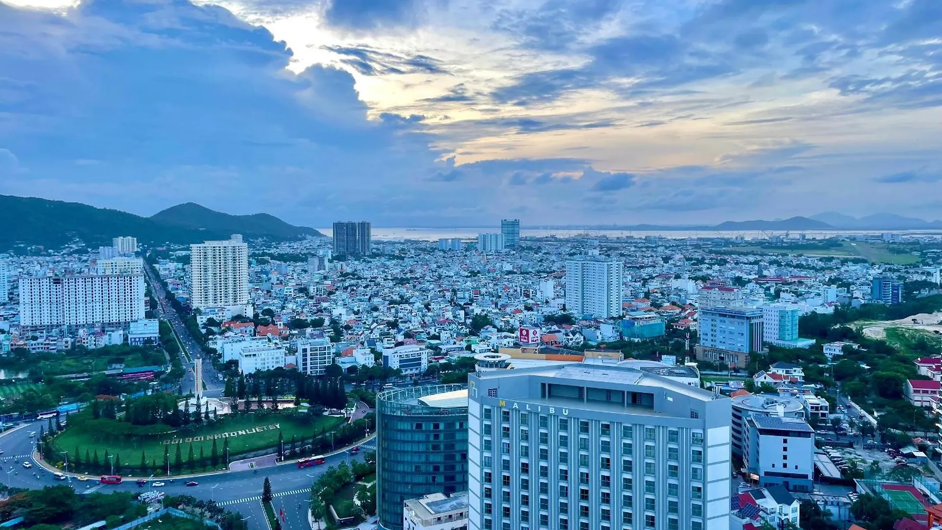 Penthouse 4Pn Sea View Near The Beach Vung Tau